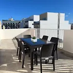 M31stays - Lilcarm Modern And Penthouse, Apartment