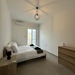 M31stays - Lilcarm Modern And Penthouse, Apartment *
