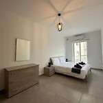 M31stays - Lilcarm Modern And Penthouse, * St. Paul's Bay