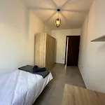 M31stays - Lilcarm Modern And Penthouse,