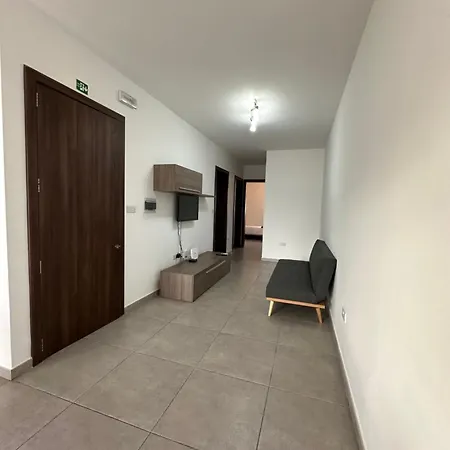M31stays - Lilcarm Modern And Penthouse, * セント・ポールズ・ベイ
