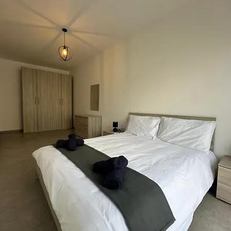 アパート M31stays - Lilcarm Modern And Penthouse, *