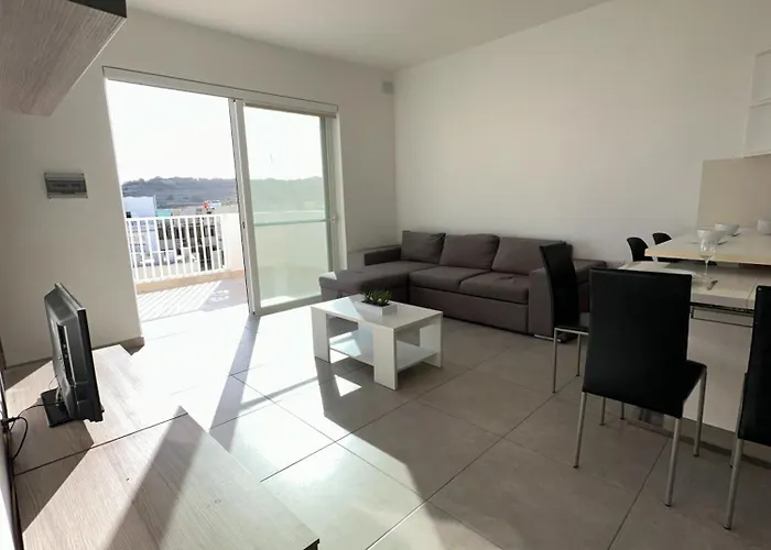 M31stays - Lilcarm Modern And Penthouse, *