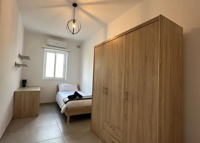 M31stays - Lilcarm Modern And Penthouse, Appartamento *